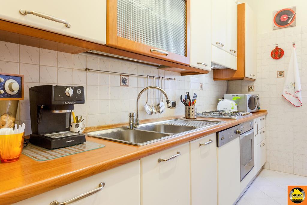 Music Guesthouse ローマ 部屋 写真